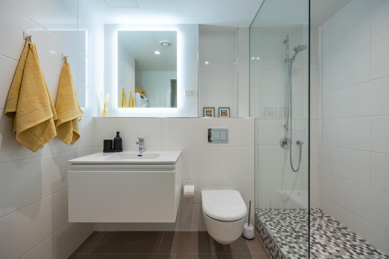 טאלין Rotermanni Apartment#Top Location#Spacious#Free Parking מראה חיצוני תמונה